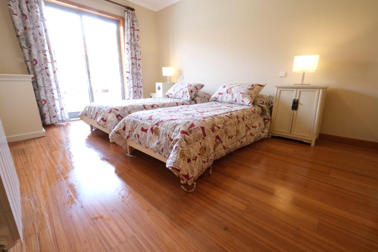 high standard rental in a quality residence with pool, tennis and view of the ocean in antas esposende 12 people