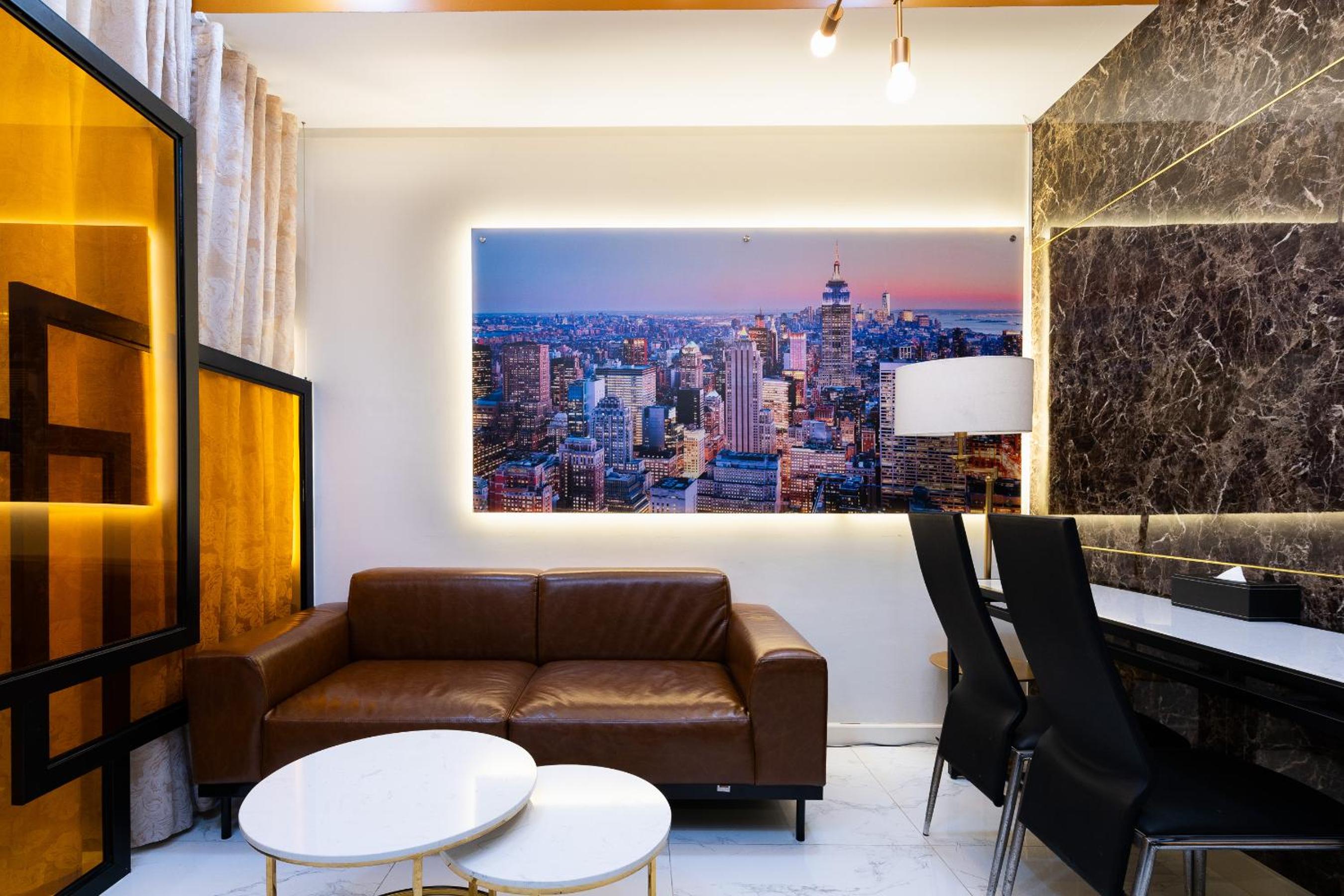 Stylish Boutique Studio in the heart of D1/Pool/Netflix