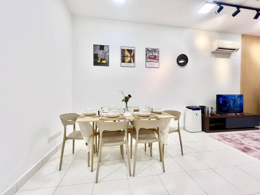 16Pax House Landed Setia Alam Mall SCCC Wi-Fi TV photo 6