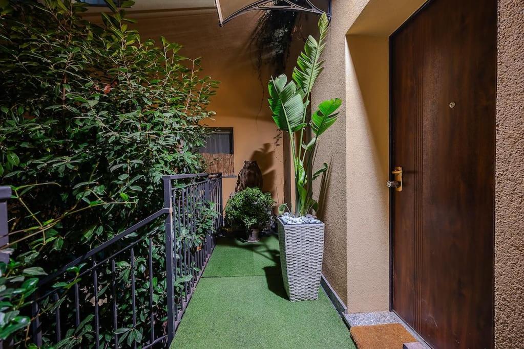 Villa Duomo - Jacuzzi e Terrazzo - Cinema - Free Parking - Gym