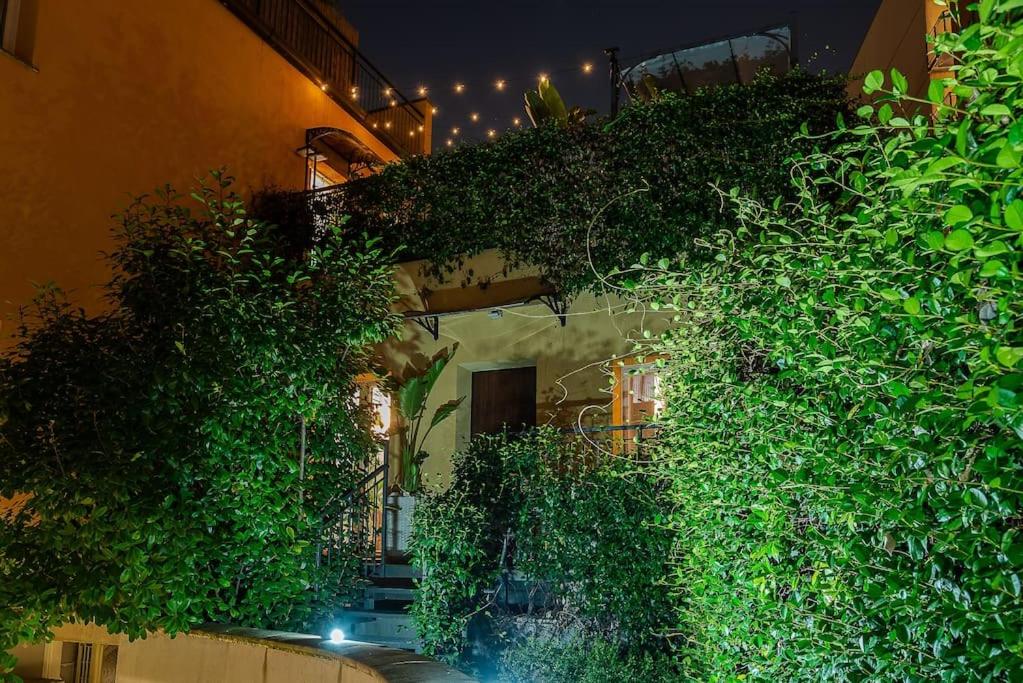 Villa Duomo - Jacuzzi e Terrazzo - Cinema - Free Parking - Gym