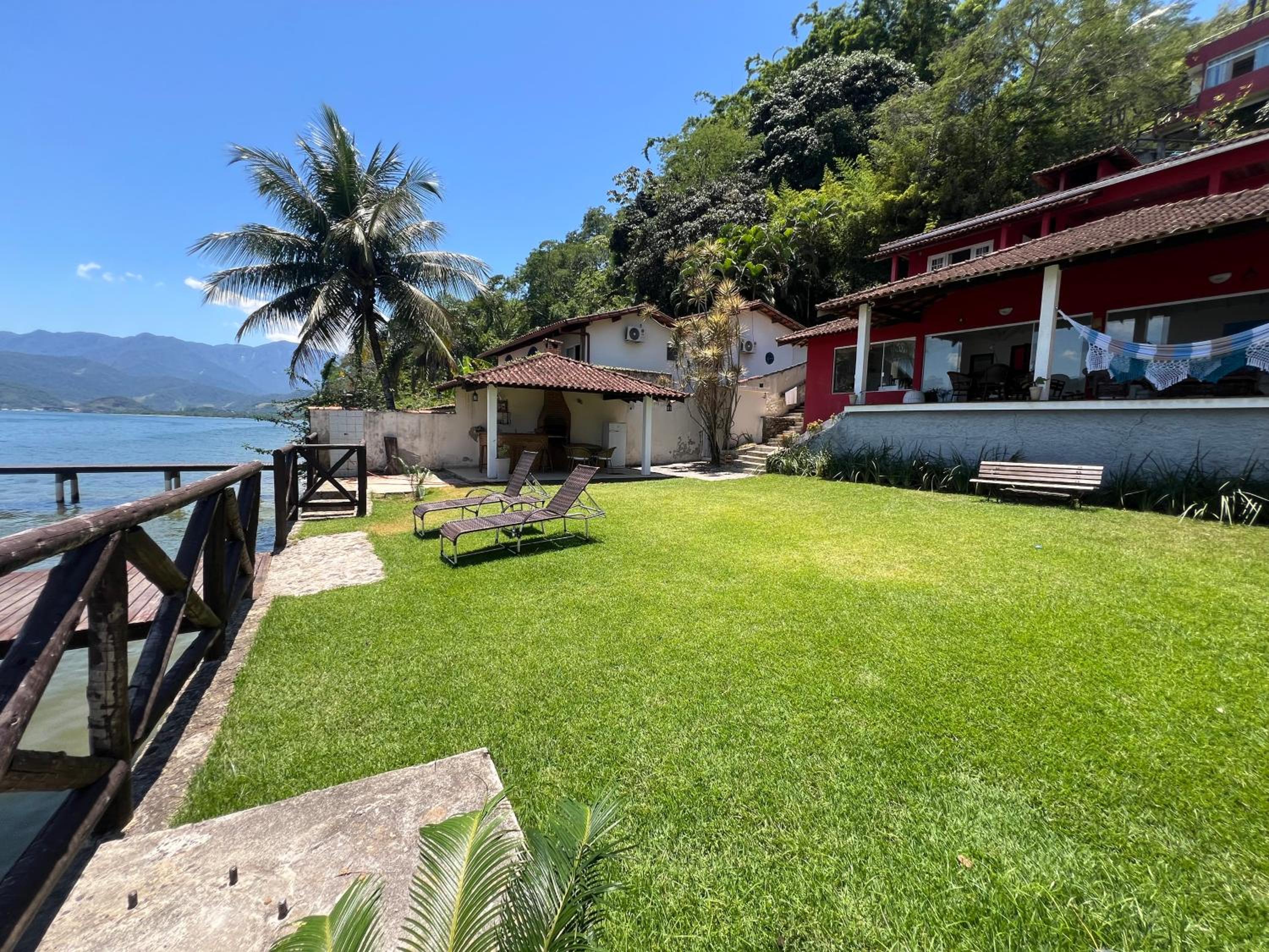 Eco Sapê House