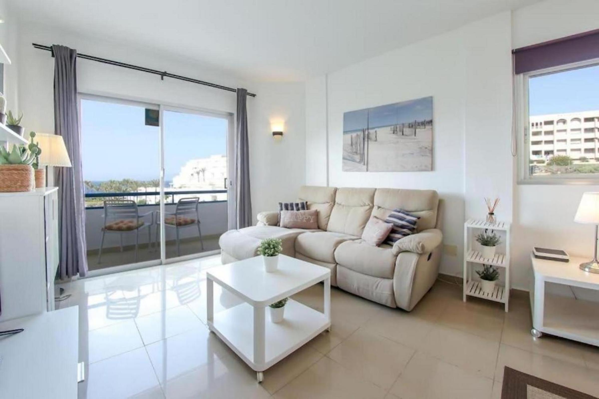 Paraiso Del Sur A306 by Tenerife Rental & Sales view 3
