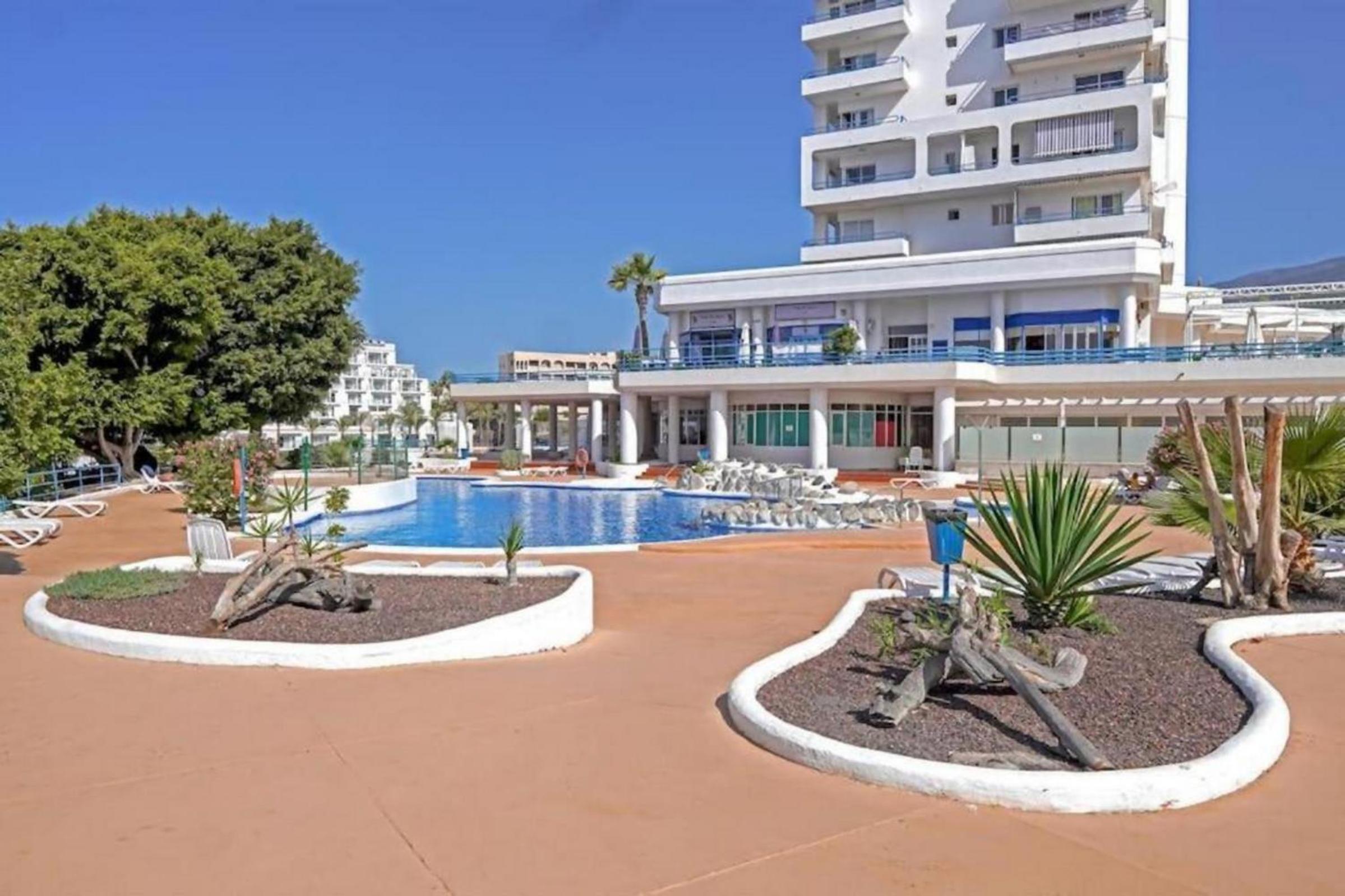 Paraiso Del Sur A306 by Tenerife Rental & Sales view 4