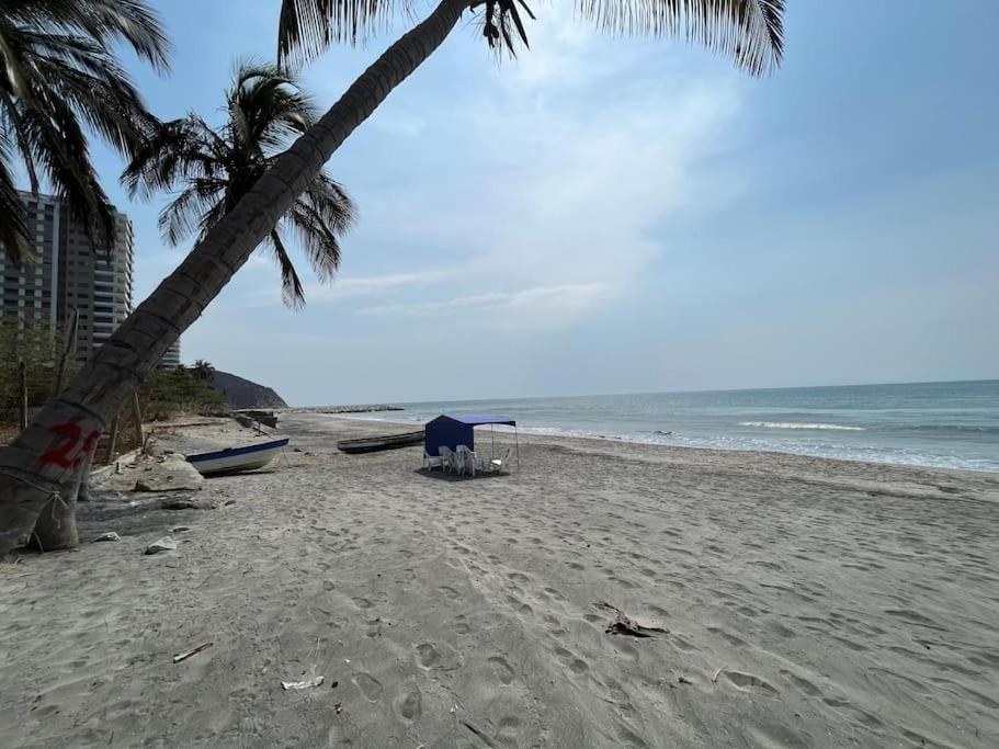 Lujo Apto- Santa Marta - Primera Línea