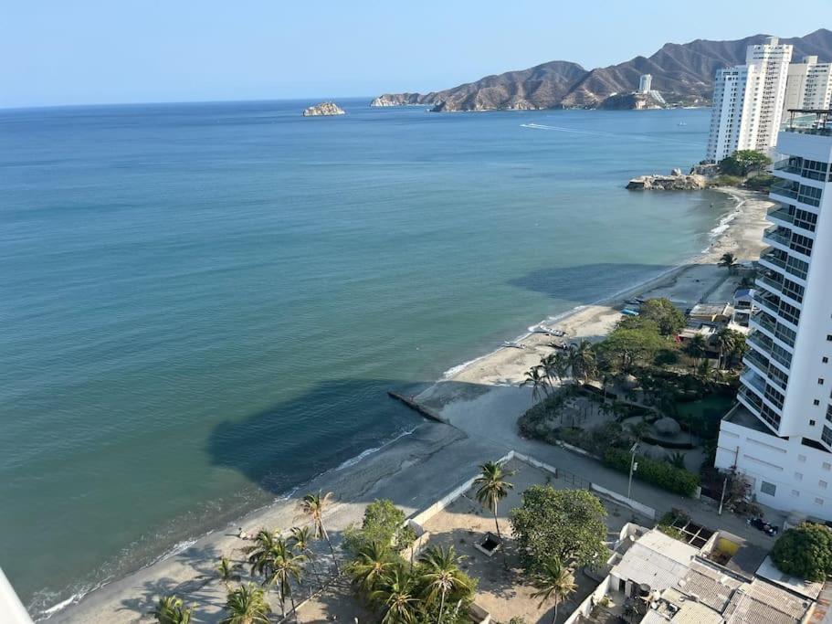 Lujo Apto- Santa Marta - Primera Línea