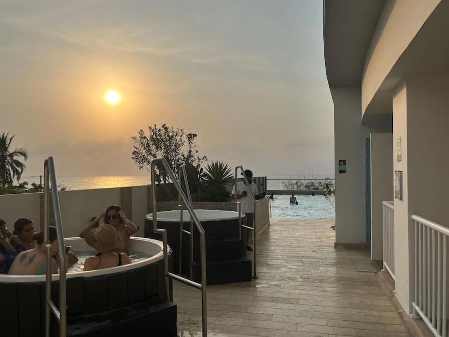Lujo Apto- Santa Marta - Primera Línea