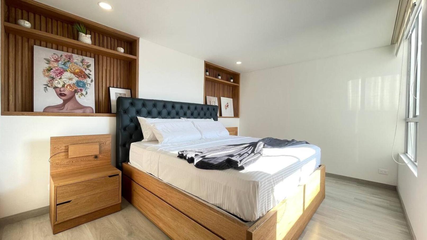 Comfortable 3-bedroom Apartment With City View