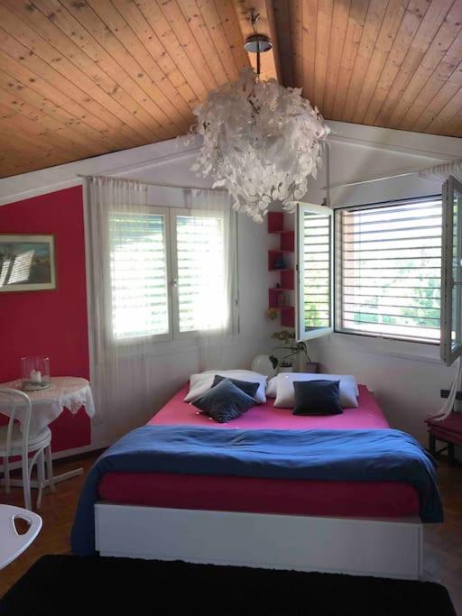 casa ad Avegno con 1500mq di giardino