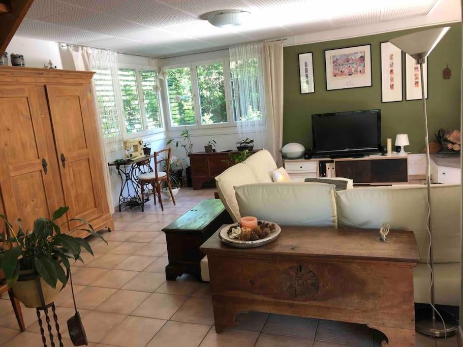 casa ad Avegno con 1500mq di giardino