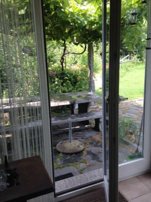 casa ad Avegno con 1500mq di giardino