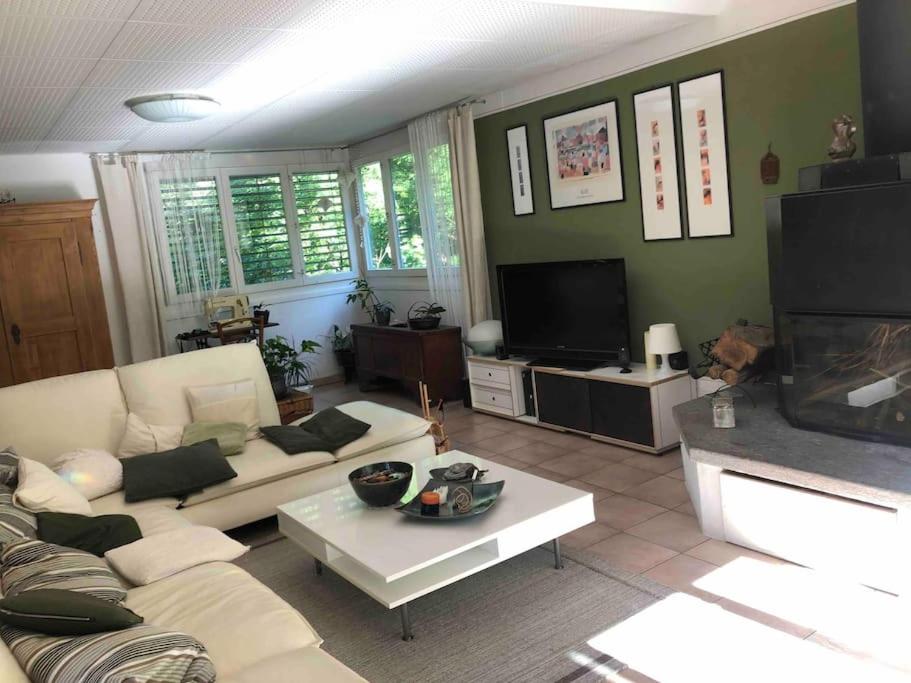 casa ad Avegno con 1500mq di giardino