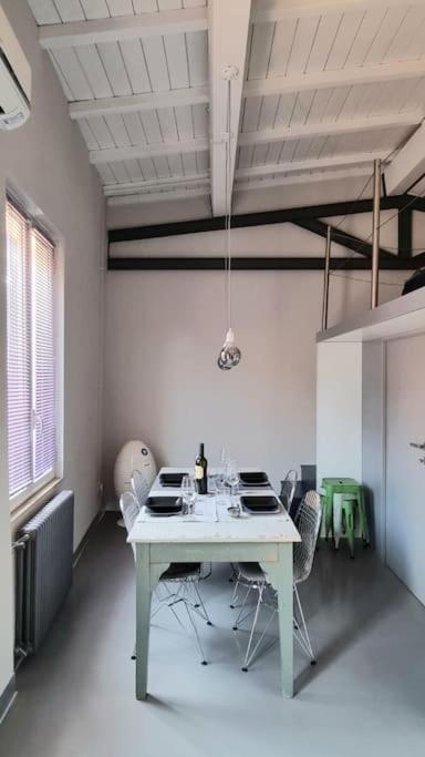 Stylish duplex with terrace Rome
