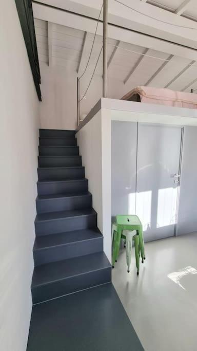 Stylish duplex with terrace Rome