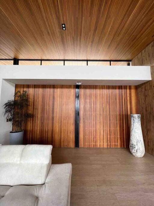 Luxury Villa Spectacular Views Sauna Jacuzzi BBQ