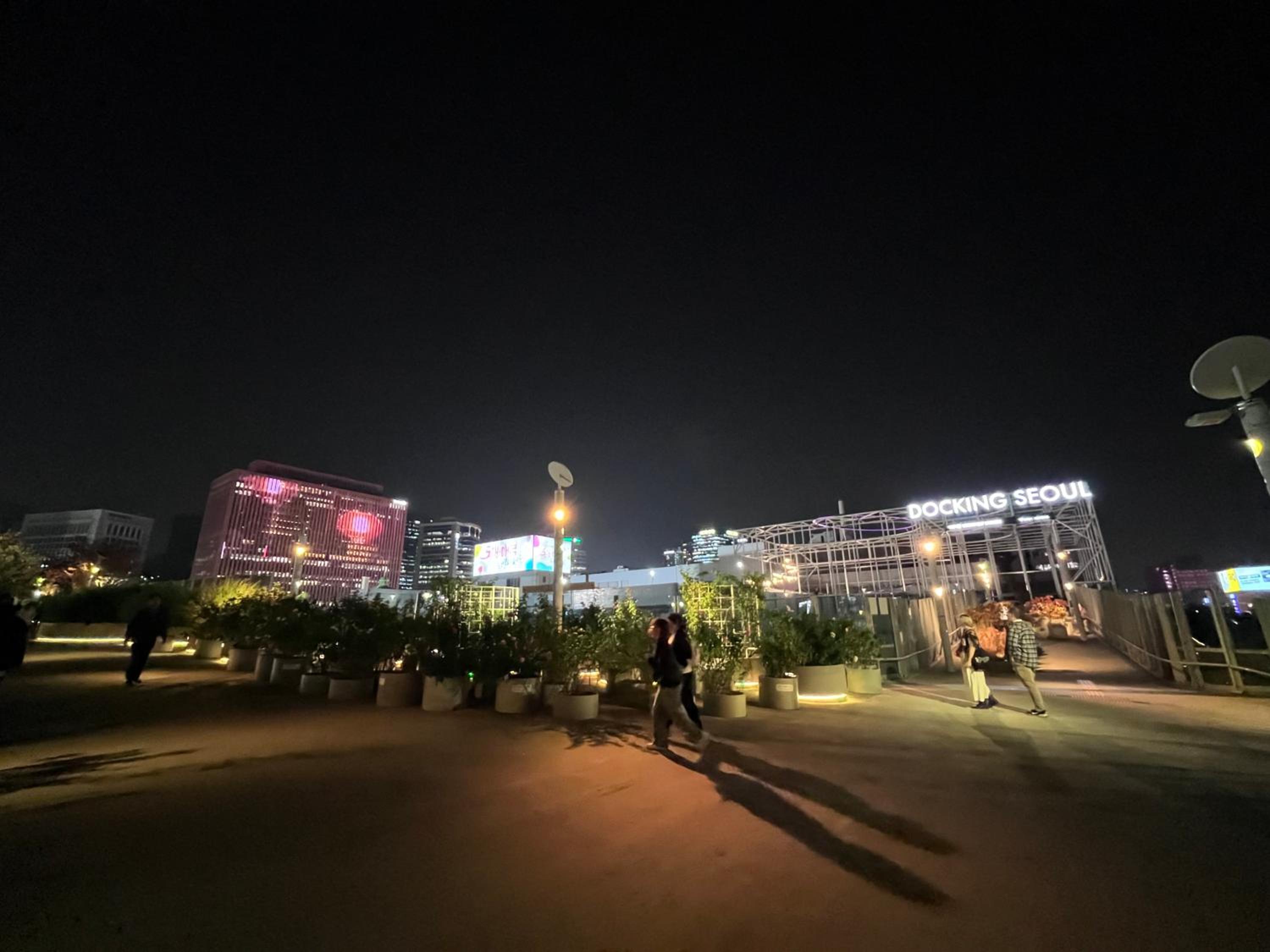 New house 7min walk from Seoul Station Spacious Family Apt for 6 15min to Namsan Tower view 4