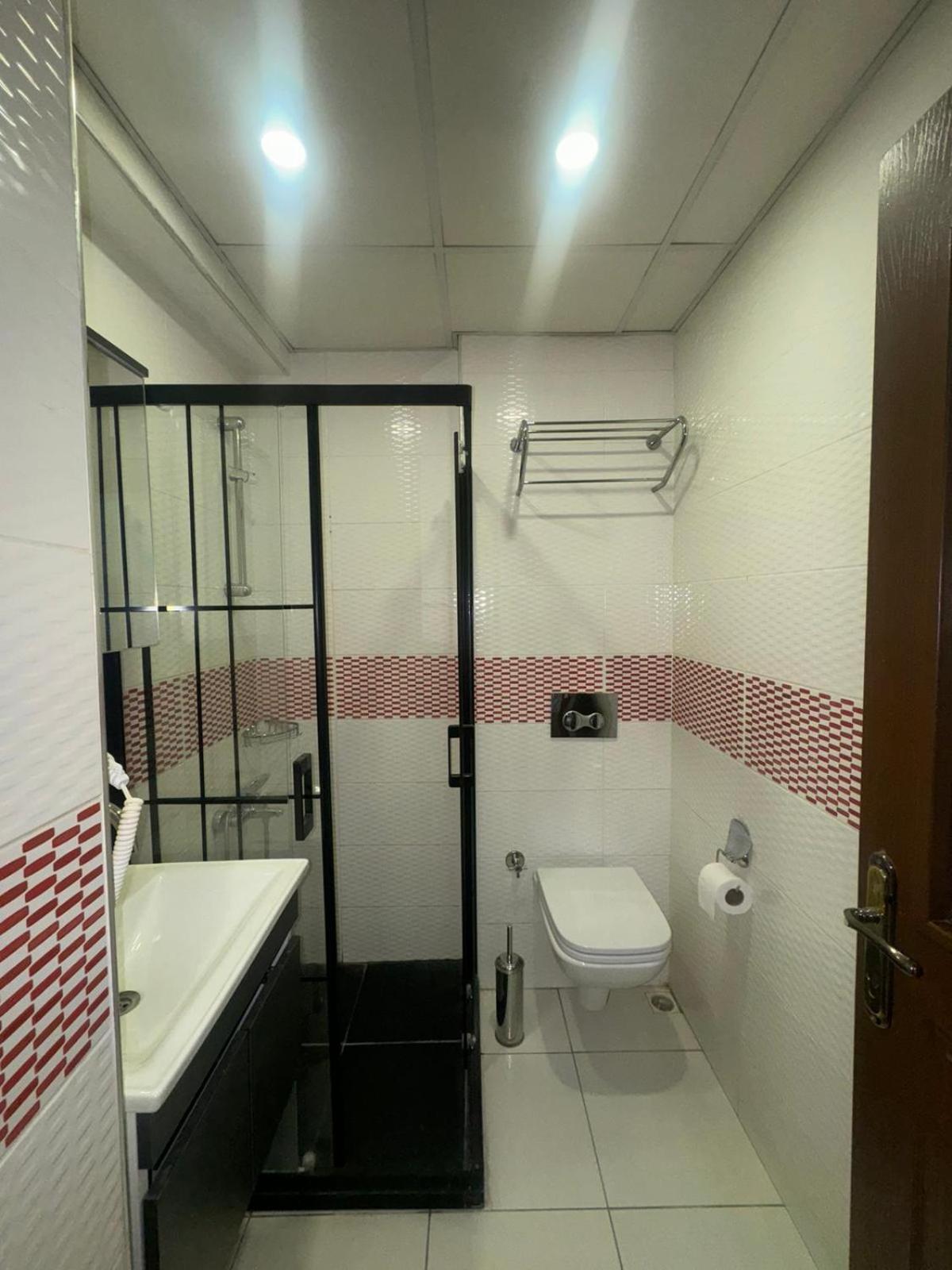 Raimond Otel - Image 62