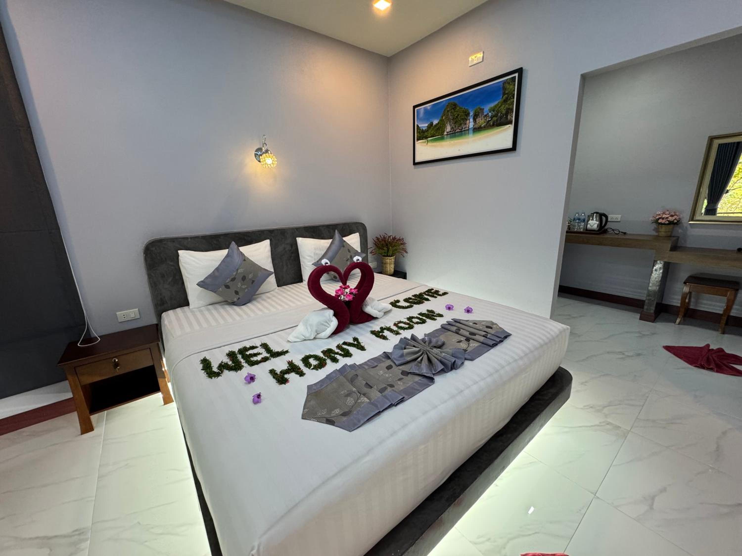 Pana Long Beach Resort - SHA Plus