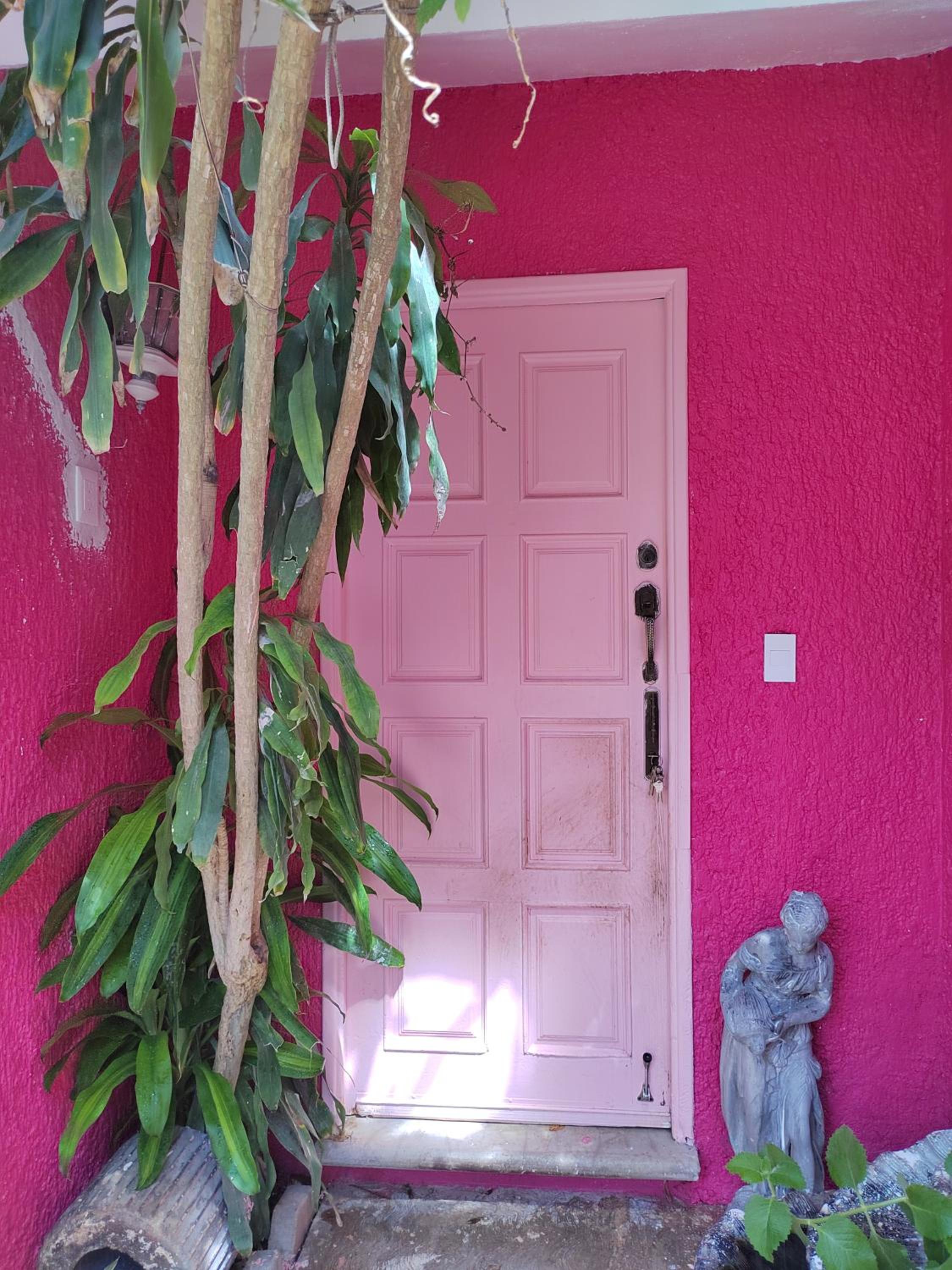 Barbie home