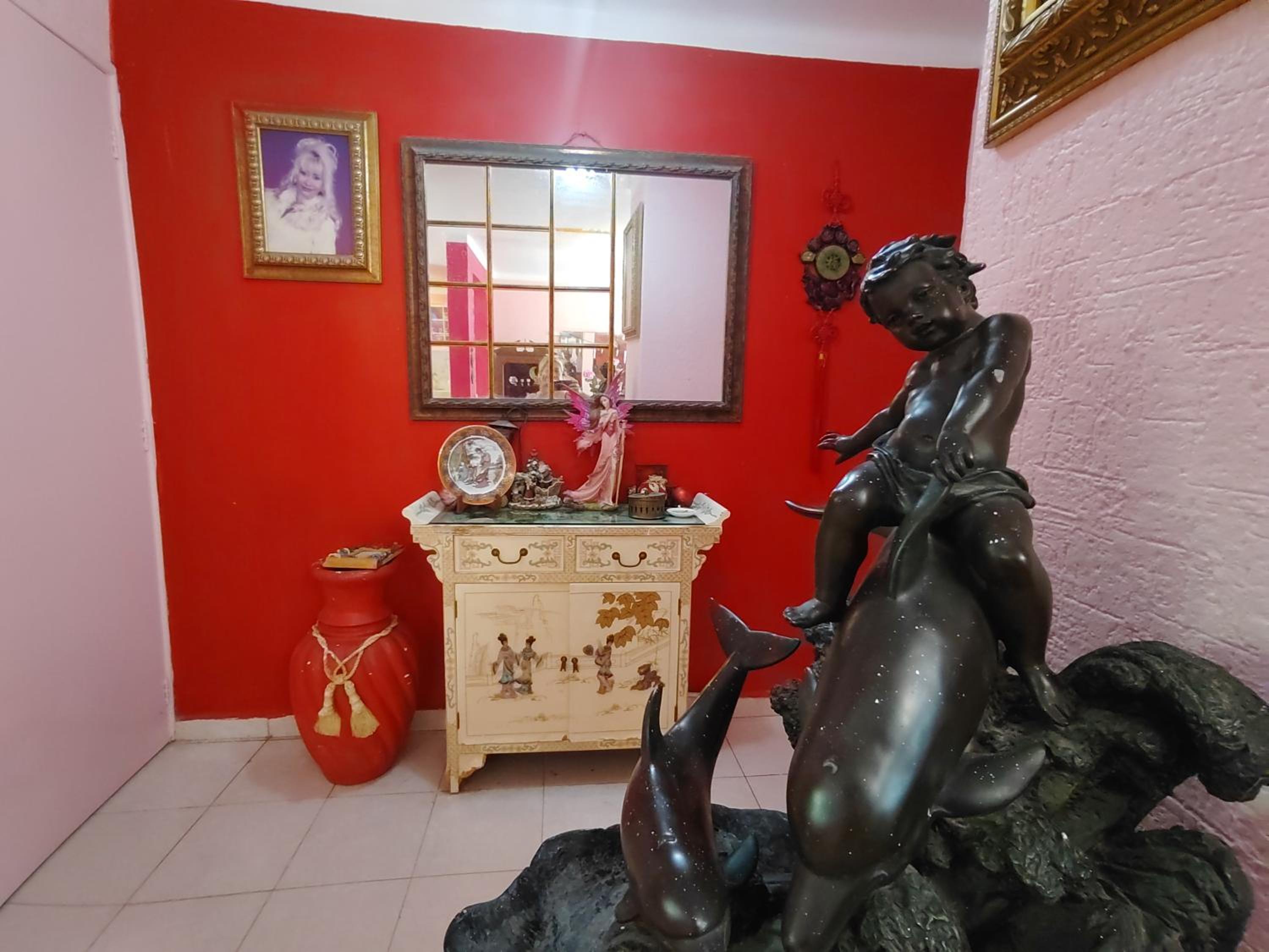 Barbie home