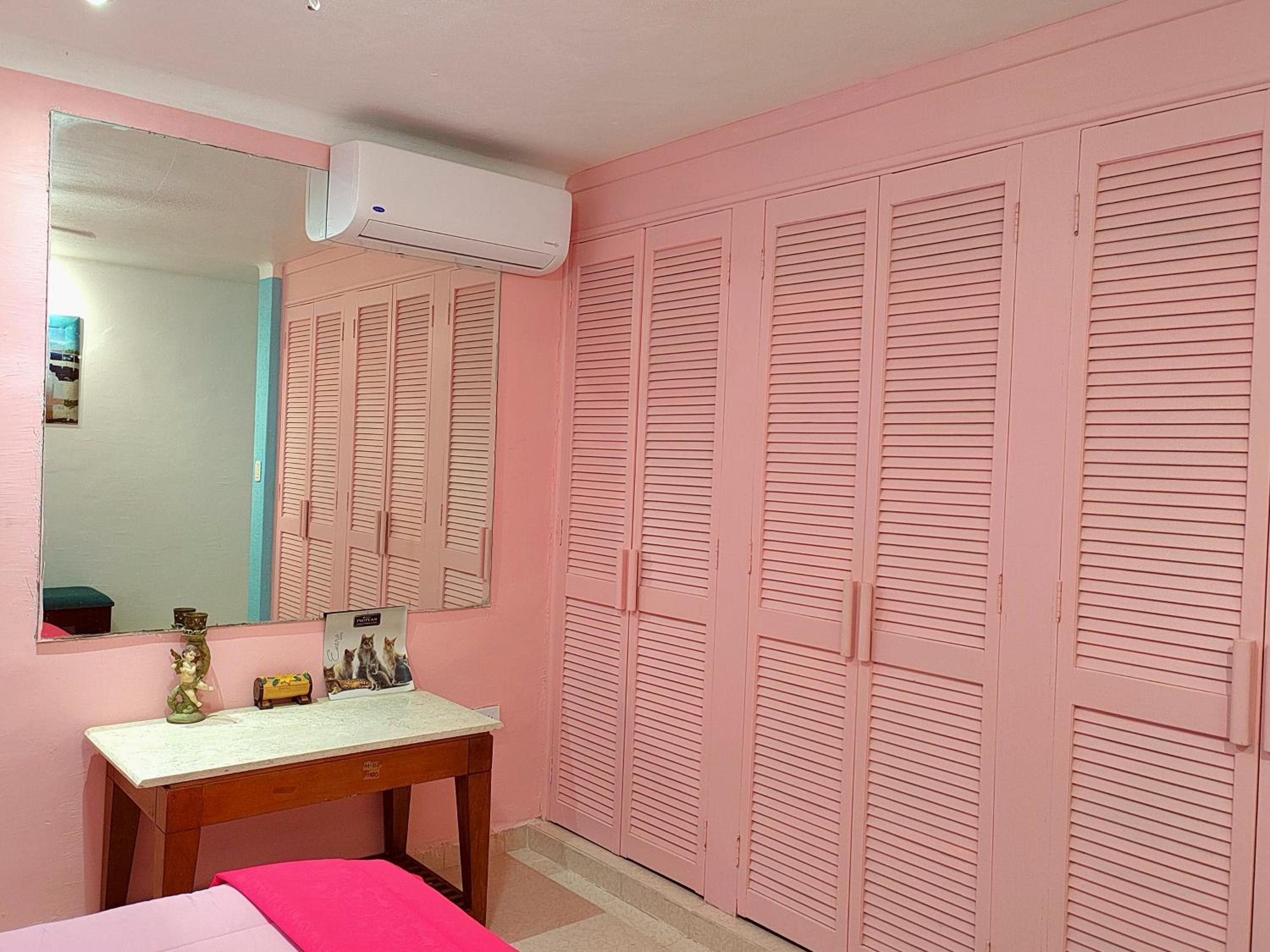 Barbie home