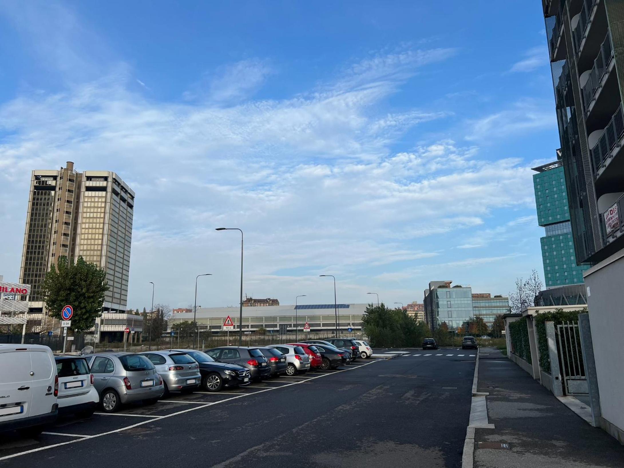 Sky Building Milano Fiera
