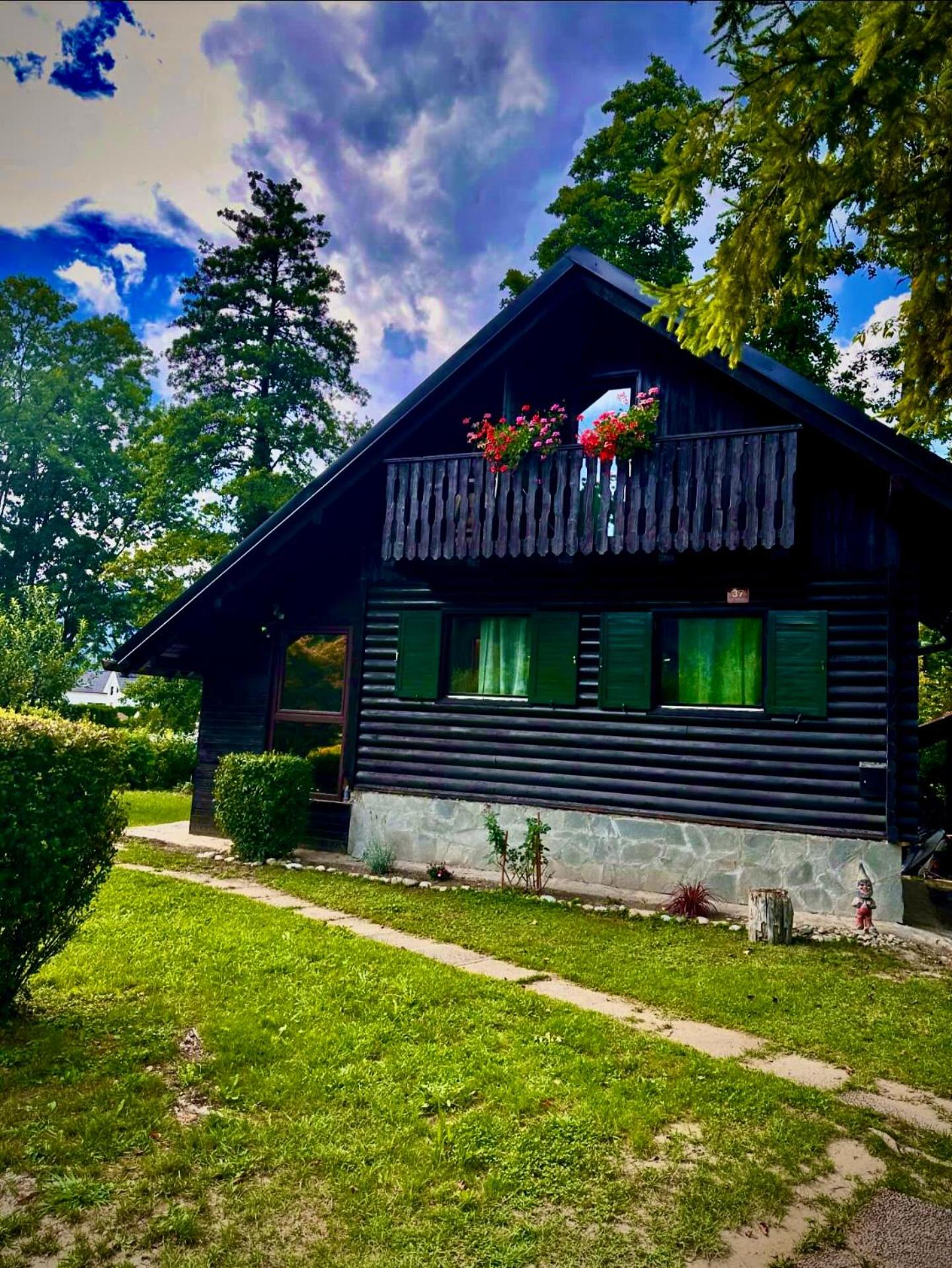 Apartma Dobnik