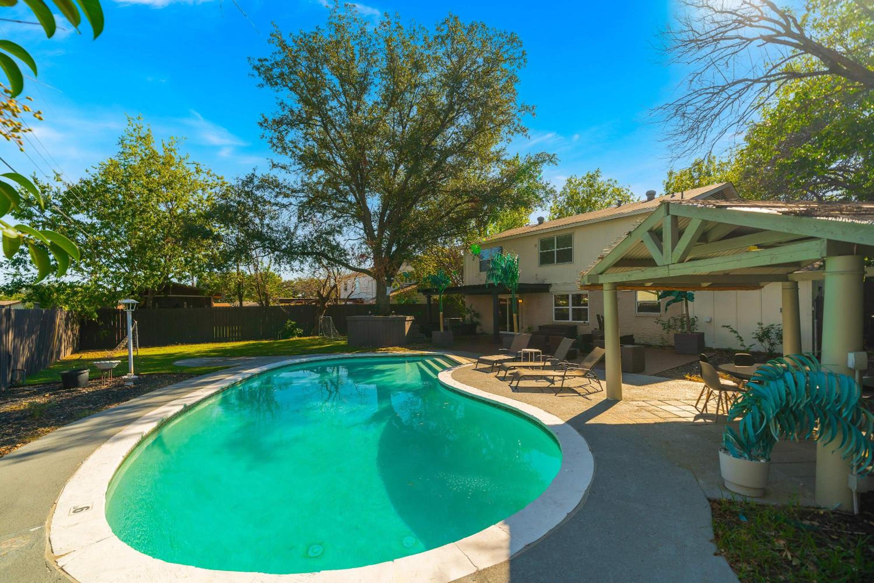 Stunning Tropical Villa 5BR 2BA With Private Pool view 4