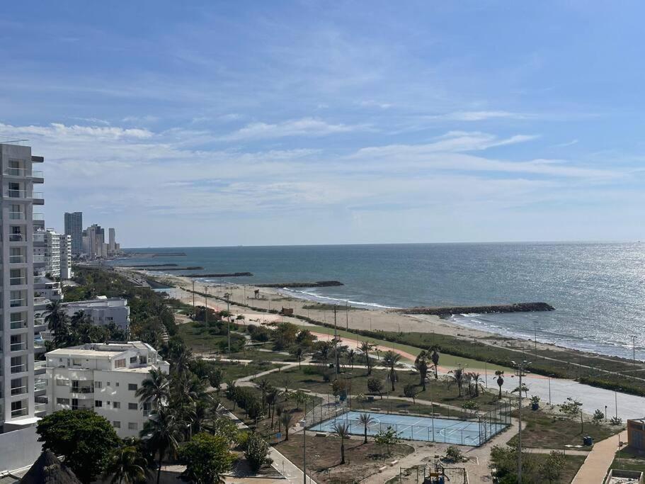 Panoramic Oceanview Loft Near Beach & Airport