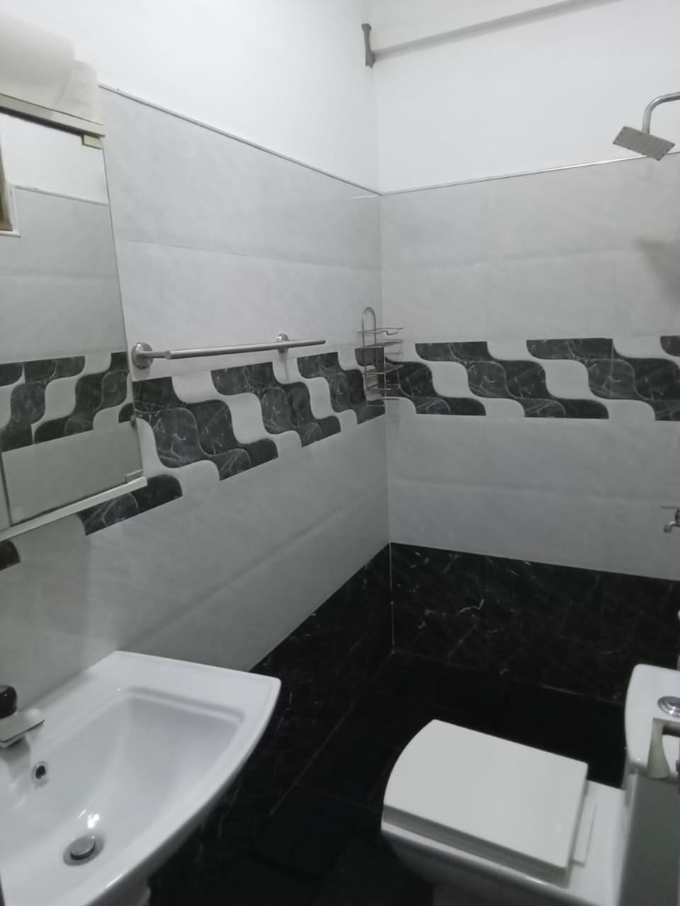 Golden Breeze Villa - Negombo view 2