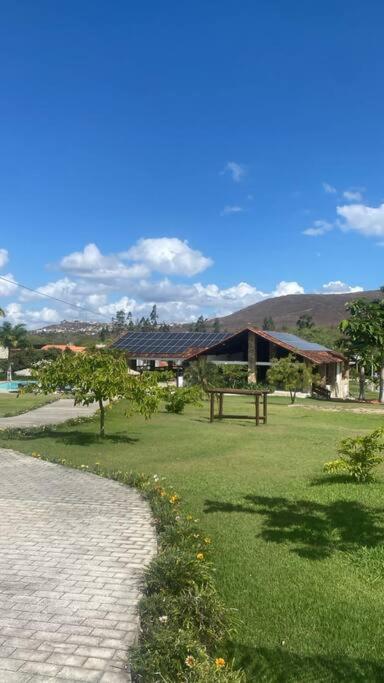 Aluguel de Casa em Gravatá 3qts com Piscina em Condominio