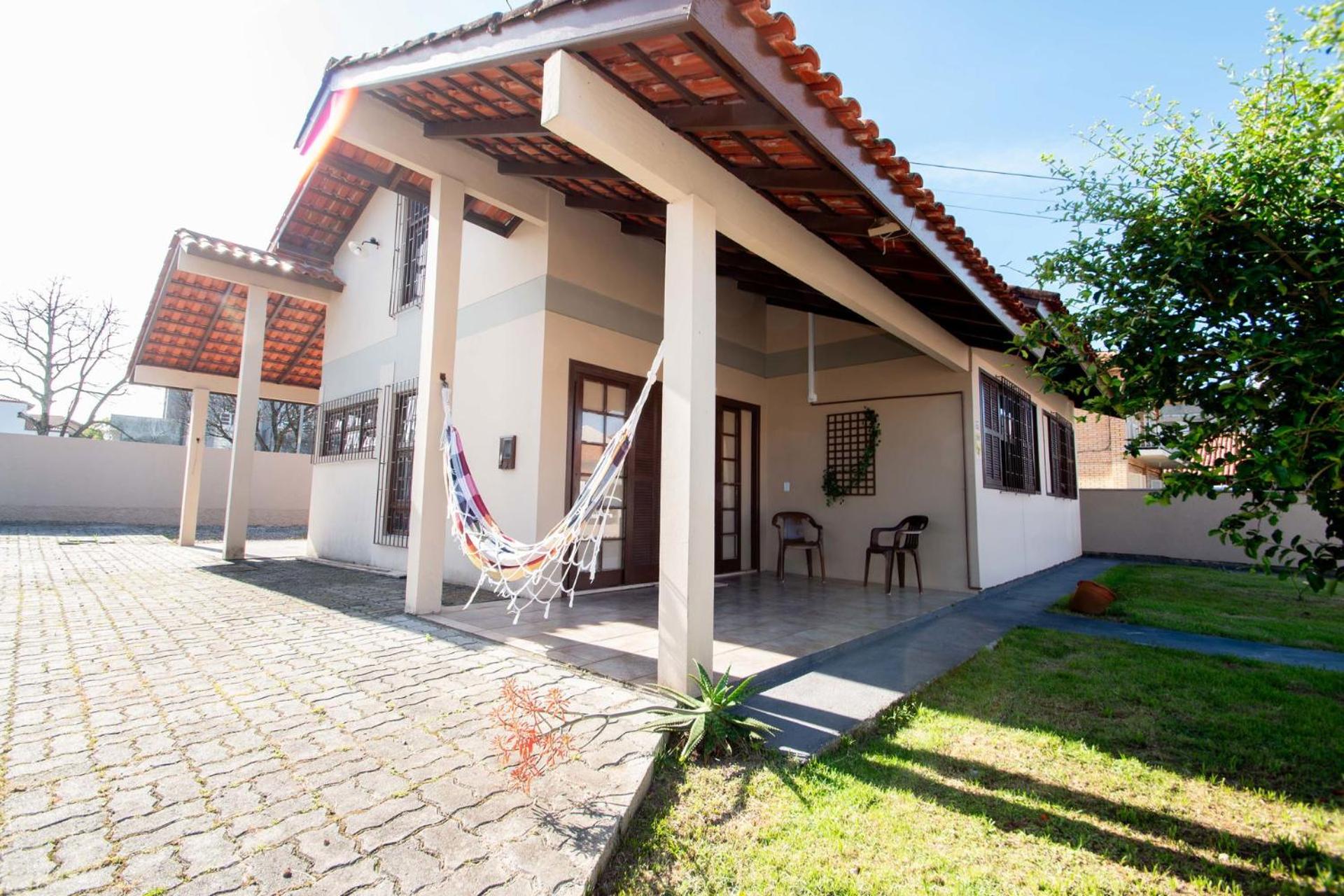 Casa confortável Próx. à Praia dos Ingleses XK0317
