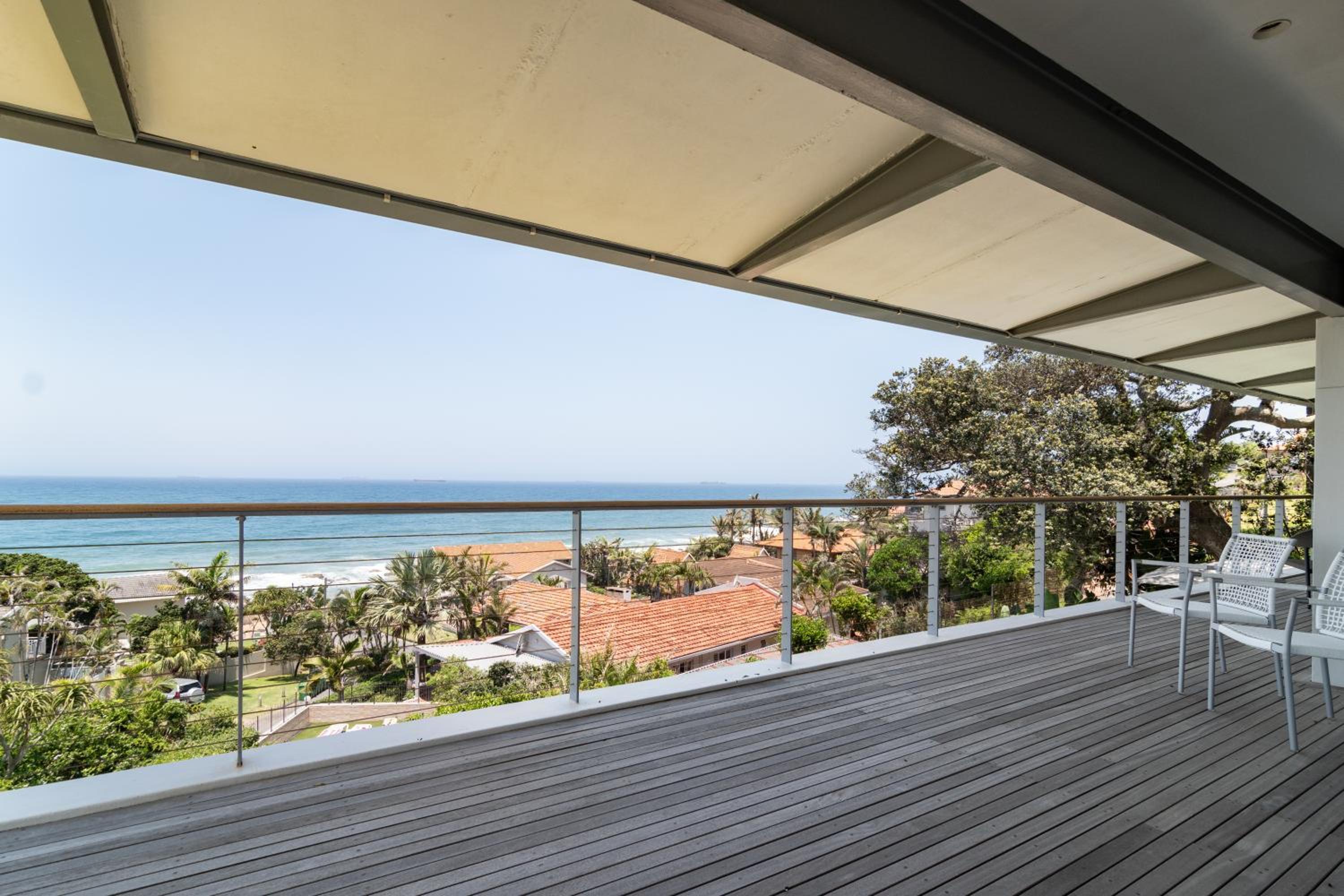 Lymegrove Beach Villa