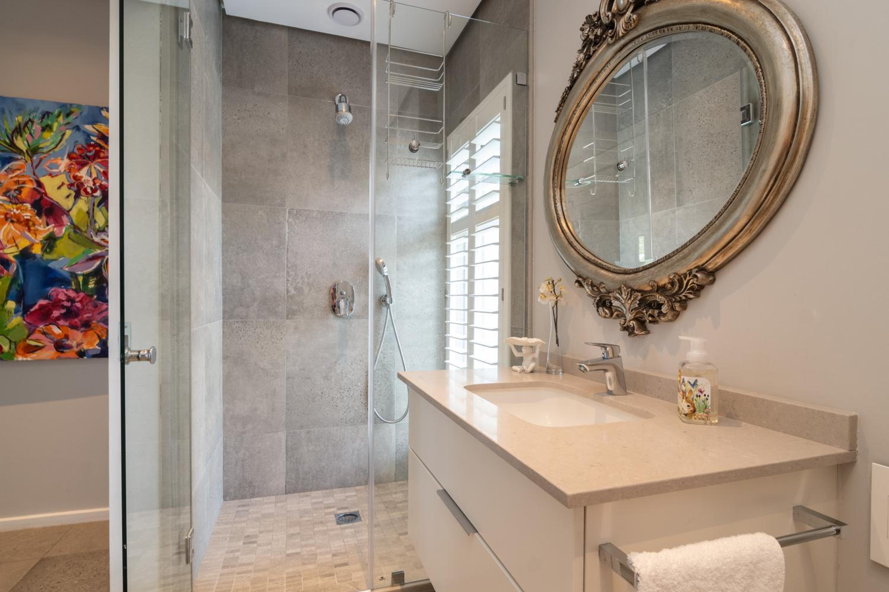 Lymegrove Beach Villa