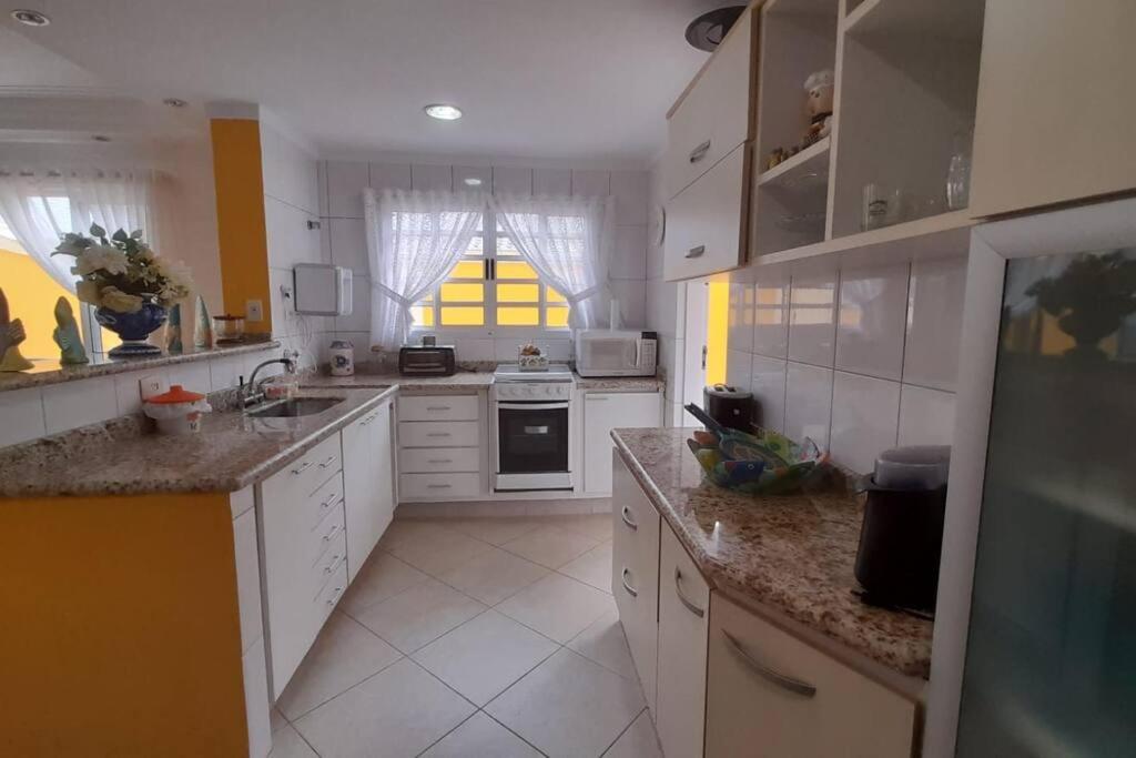 Casa de Praia com 5 suítes - Módulo 28, Riviera de São Lourenço