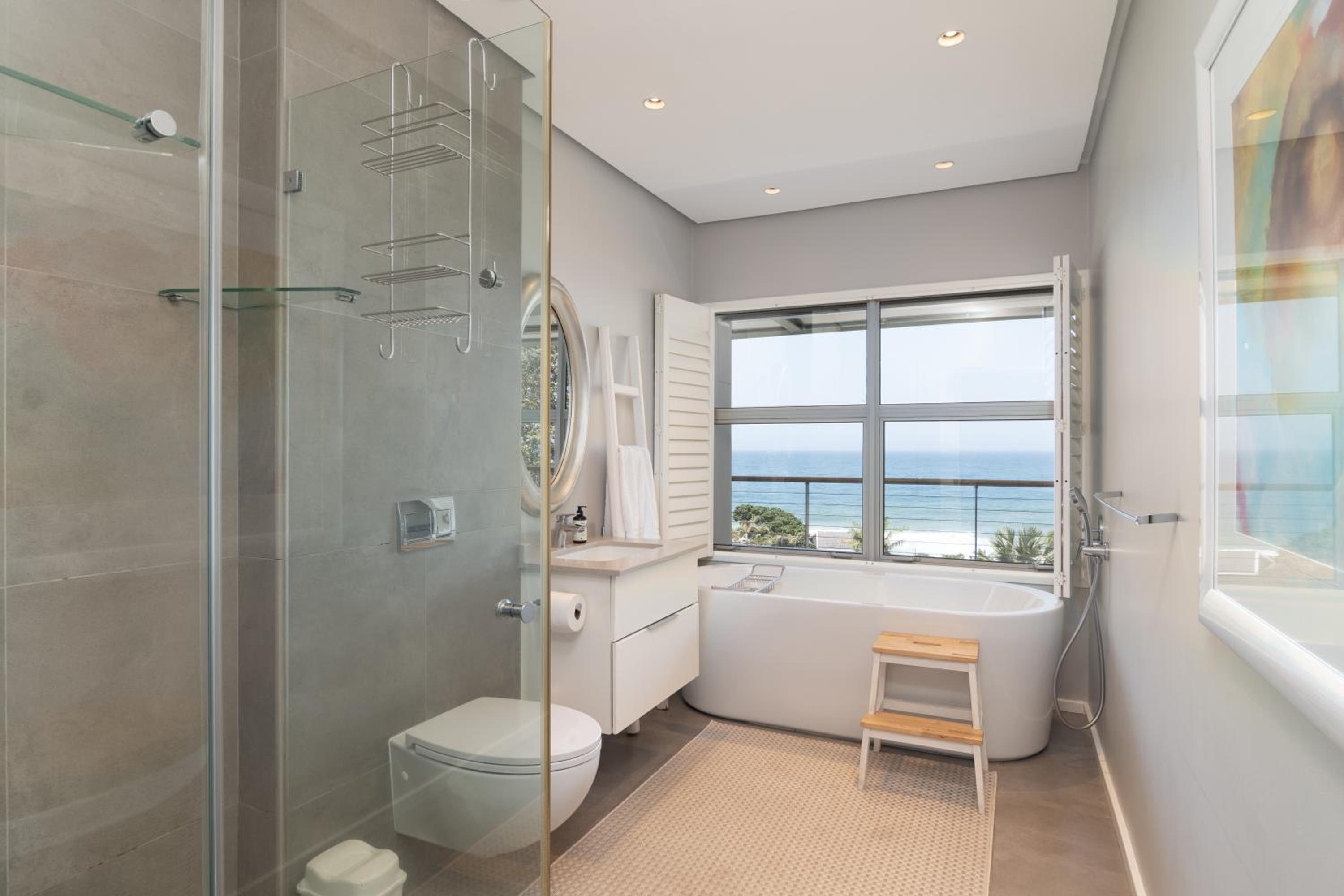 Lymegrove Beach Villa