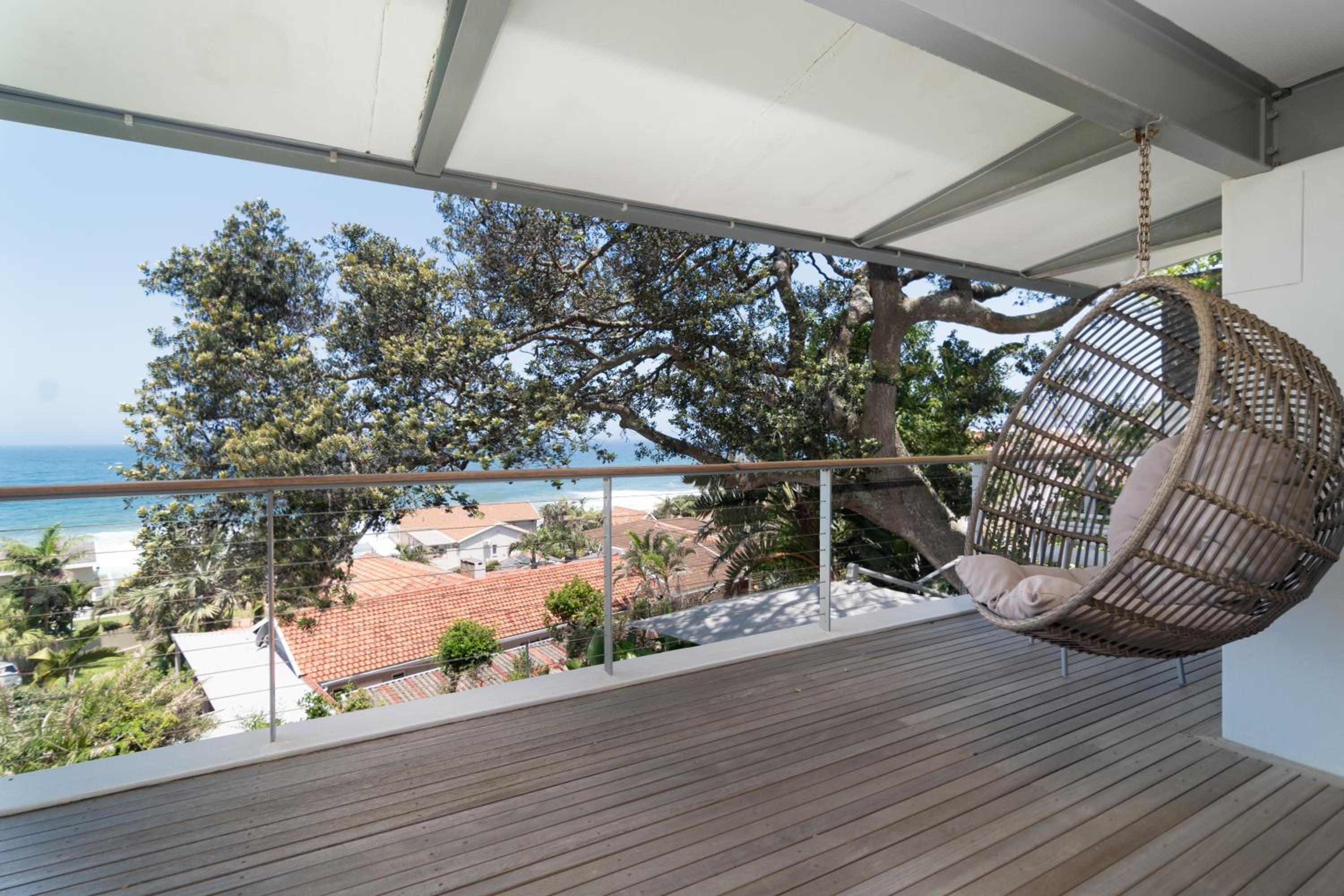 Lymegrove Beach Villa