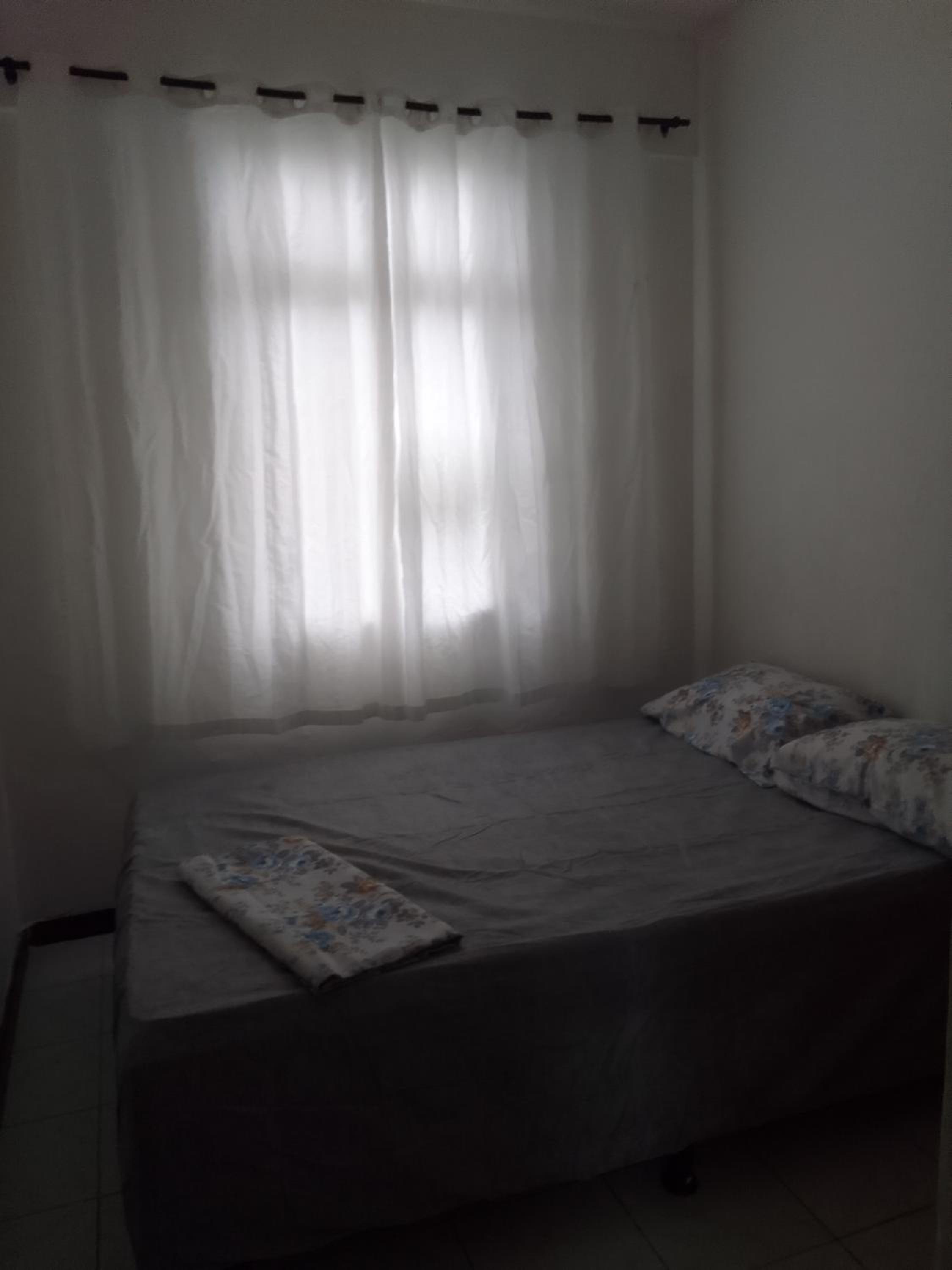 Apartamento dois quartos com acomodacoes para 4 pessoas