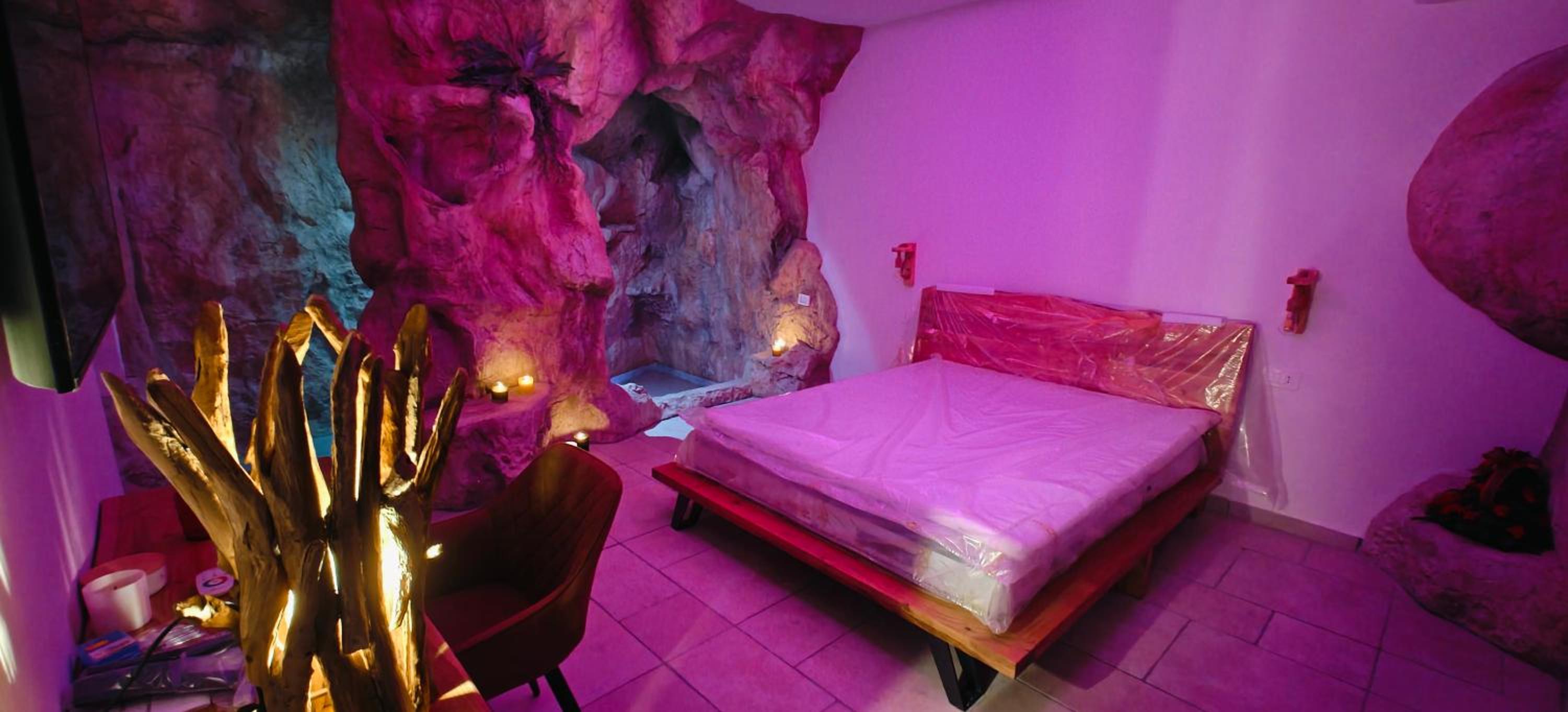 Kira suite and rooms view 2