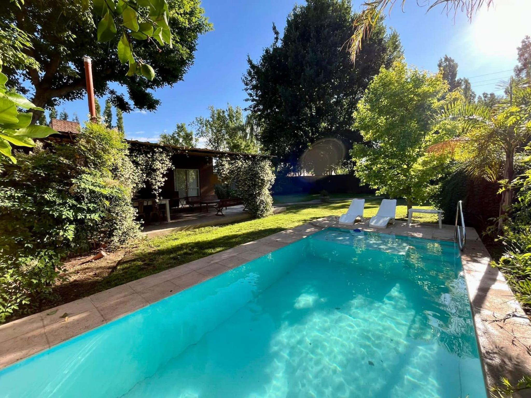 Casa Miss Mary, con piscina en Chacras de Coria!