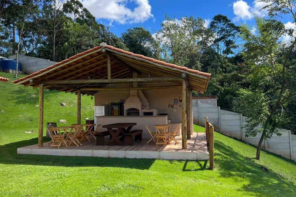 Chácara em meio à natureza