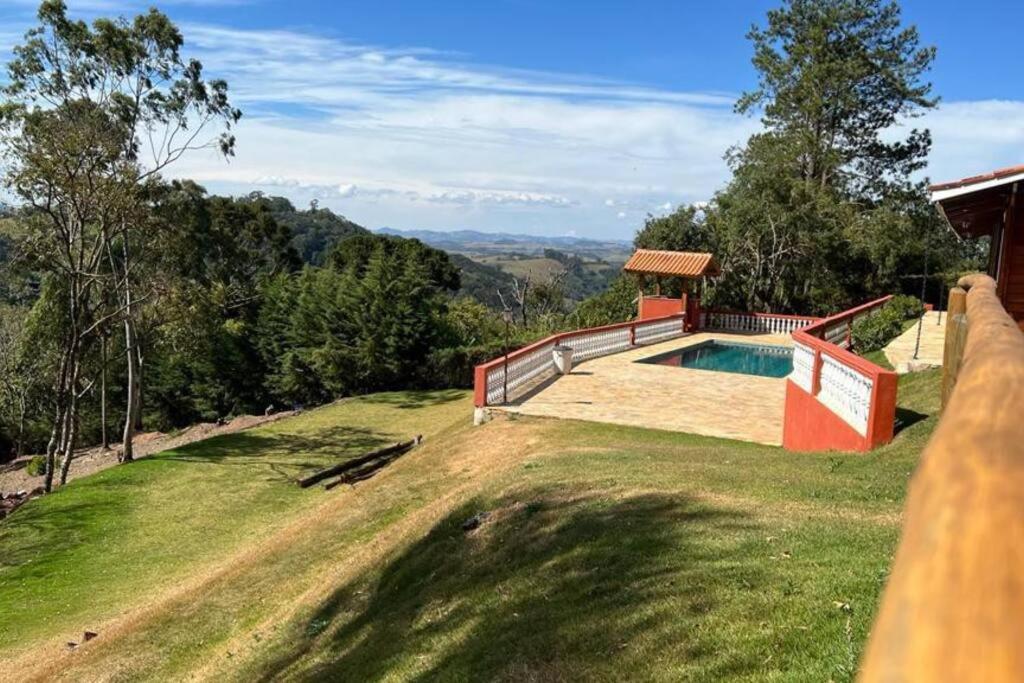 Chácara em meio à natureza