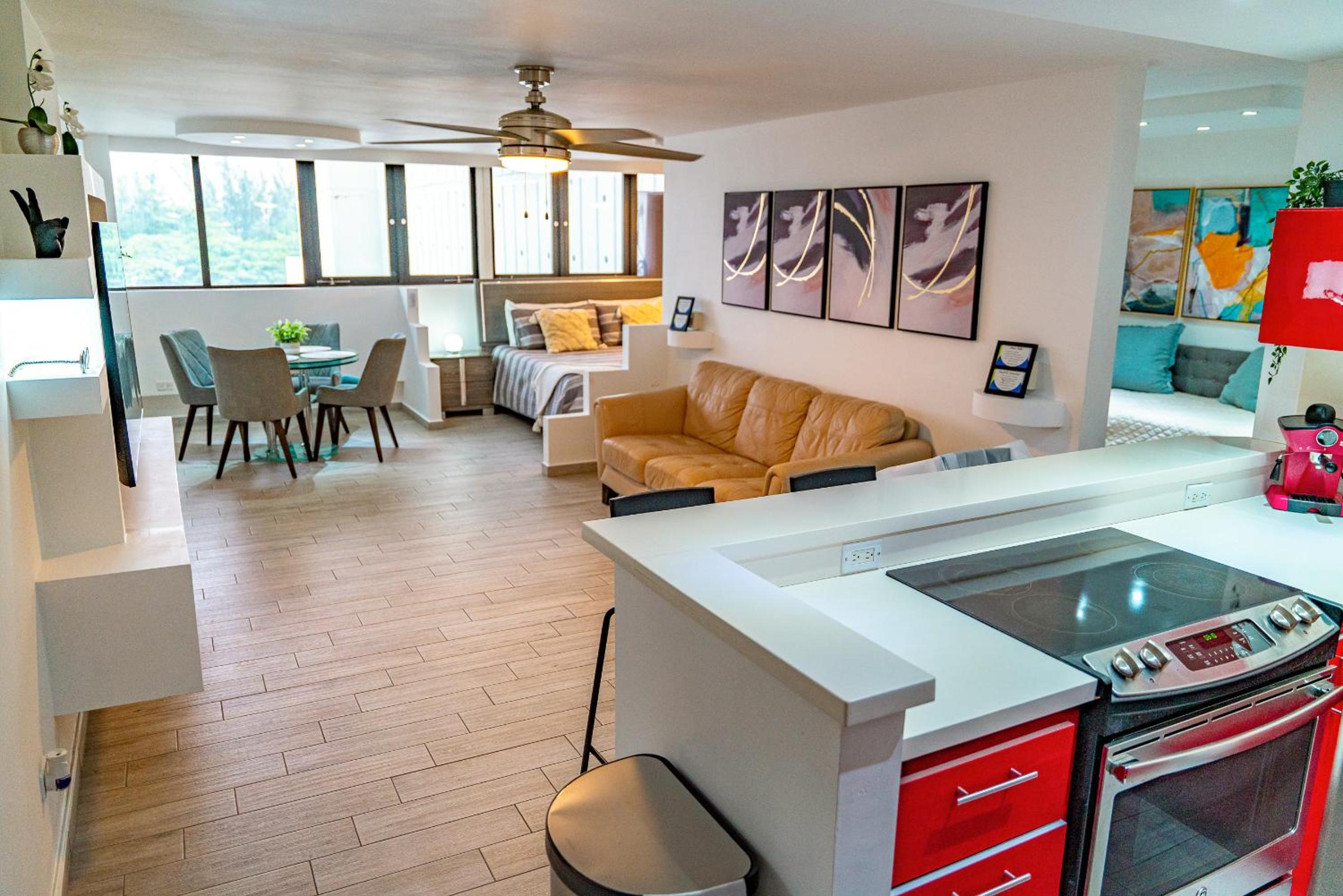 Beachfront Bliss at Isla Verde - Property Image 11