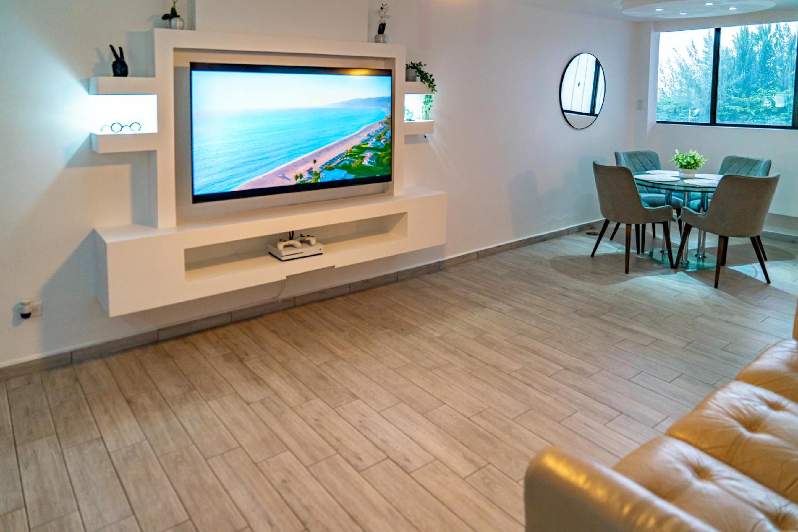 Beachfront Bliss at Isla Verde - Property Image 4
