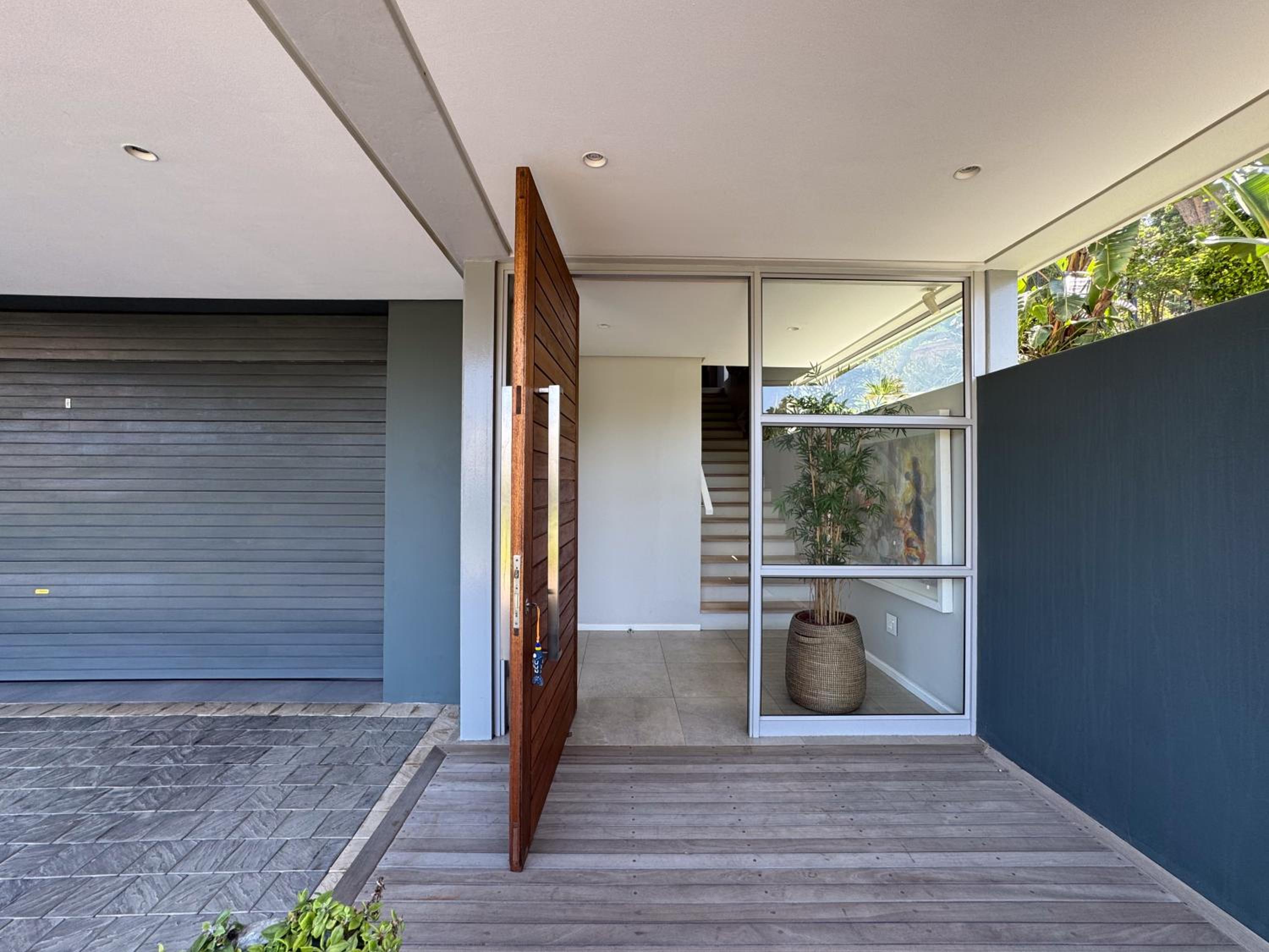 Lymegrove Beach Villa