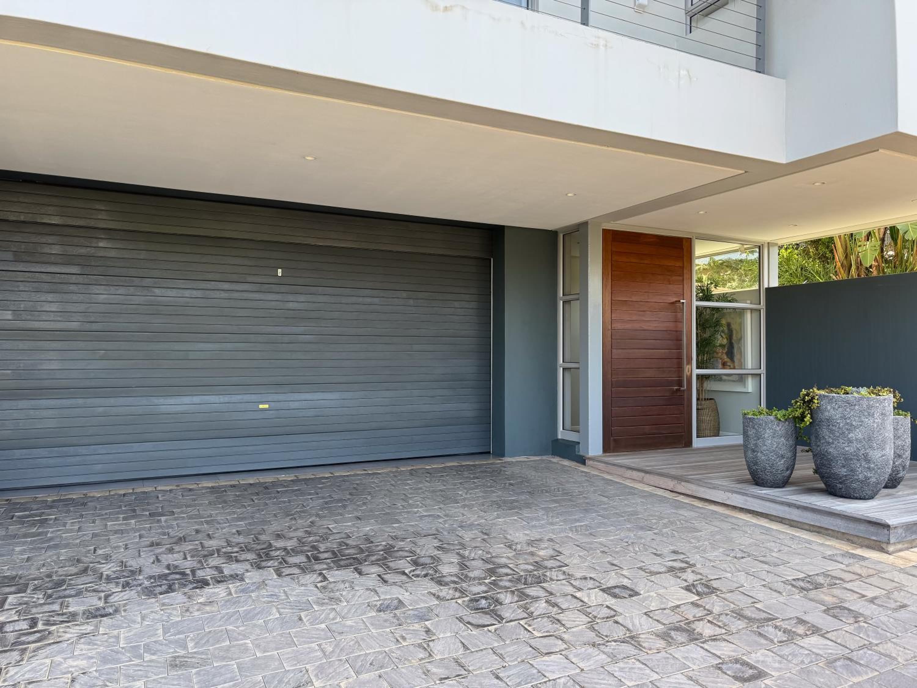 Lymegrove Beach Villa