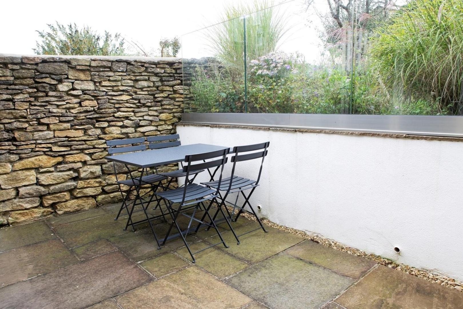 Charming 1700s Cottage in Bradford on Avon nr Bath view 5