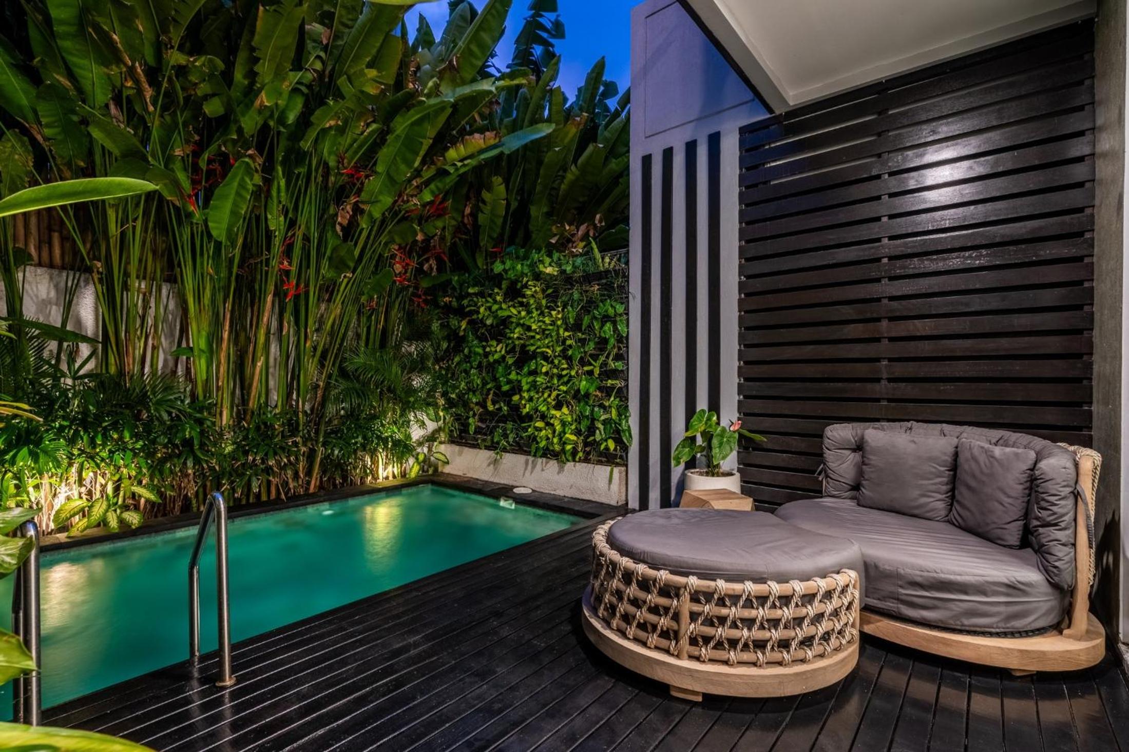 Berawa Cube Villa Canggu — recepcion & lobby