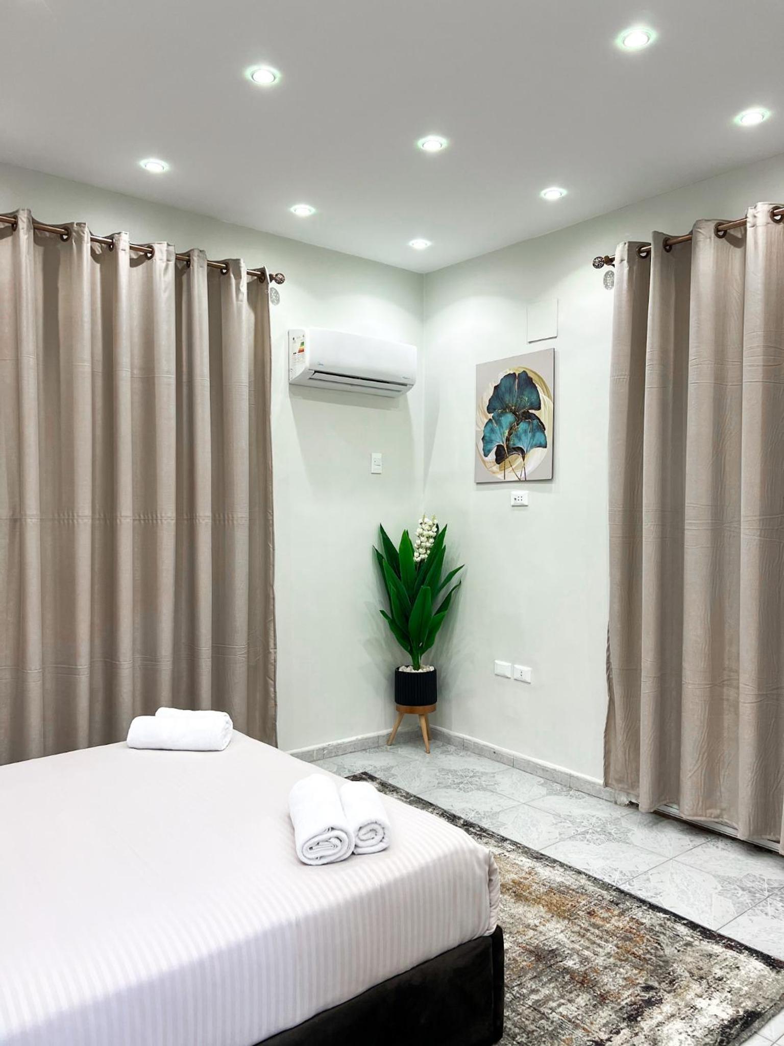 Tahrir Residence - Marriage Certificate is Required for Couples at Check-in