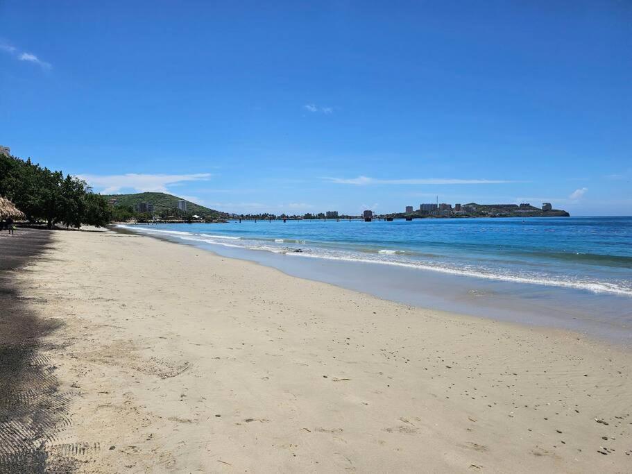Apartamento de playa, Pampatar view 3
